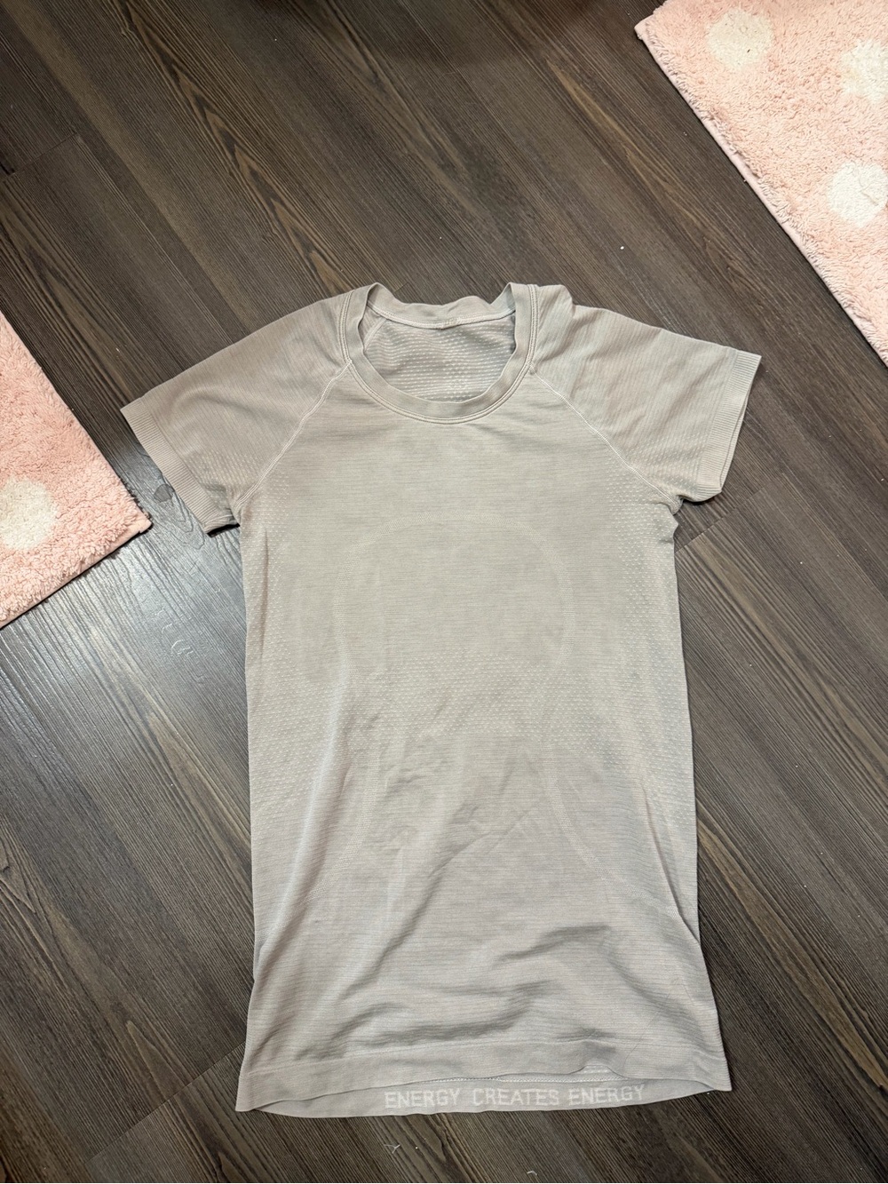 lululemon athletica Light Beige Short Sleeve Performance Tee